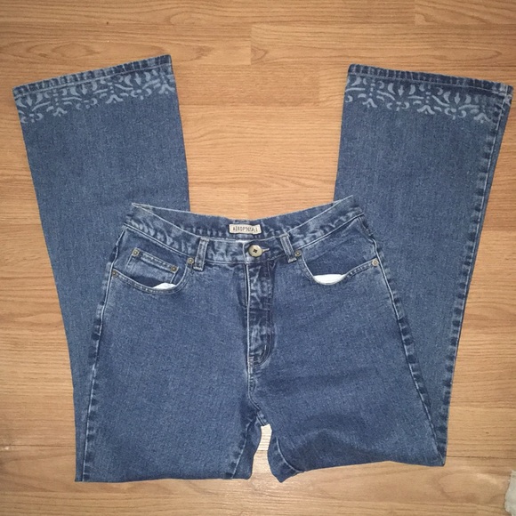 Aeropostale 100% Cotton Flare Denim Jeans with Painted Design on Leg Hem Size 8 - Picture 1 of 6
